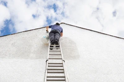 Peinture extérieure à Sabazan — façades et ravalement